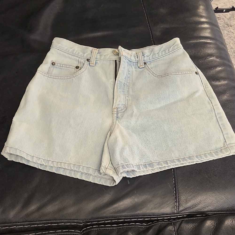High-Waisted Light Wash Jean Shorts with Straight Cut